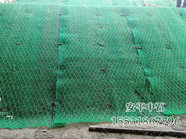 護坡加筋三維鋼絲網墊.jpg